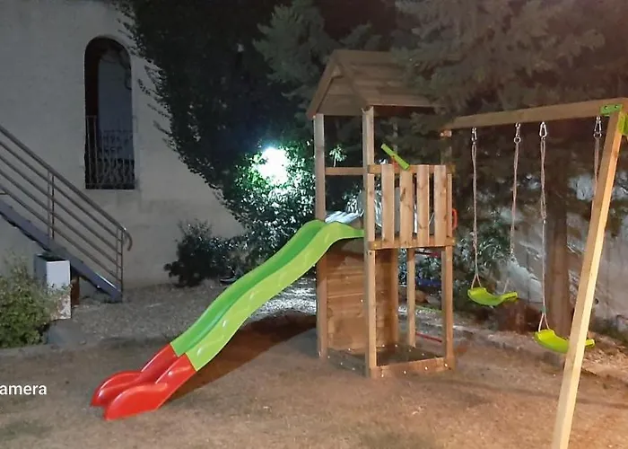 La Cigale Et La Fourmi