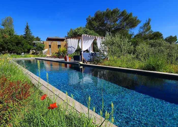 Bien Loin D'Ici Spa B&B